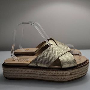 Sam Edelman Gold Metallic Chevron Embossed Strappy Slip On Espadrilles Size 7.5